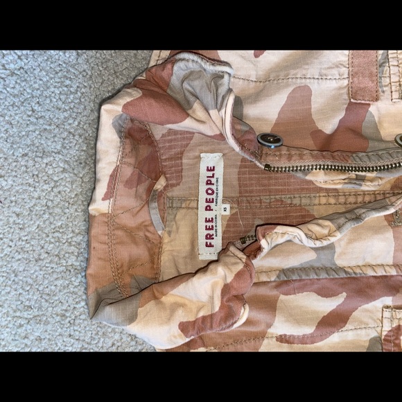 Free People Camo Field Jacket in Taupe - Picture 6 of 8